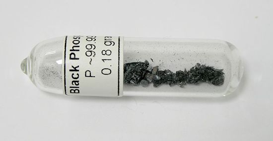 czarny fosfor