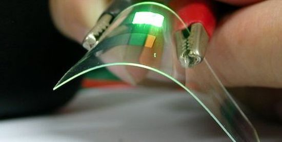 Tak wygląda typowa organiczna dioda elektroluminescencyjna.